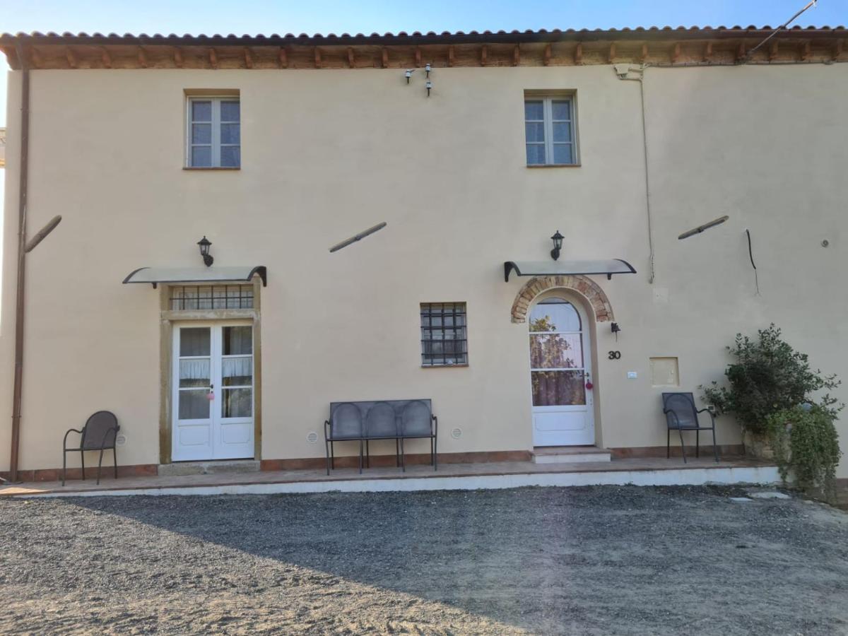 La Casa Dei Ricordi Apartment Collesalvetti Exterior photo